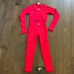 Women’s red bo+tee workout set